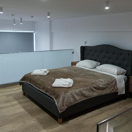 פלטאנס Gold Apartments מראה חיצוני תמונה