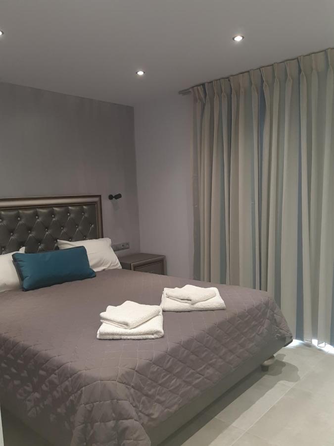 פלטאנס Gold Apartments מראה חיצוני תמונה