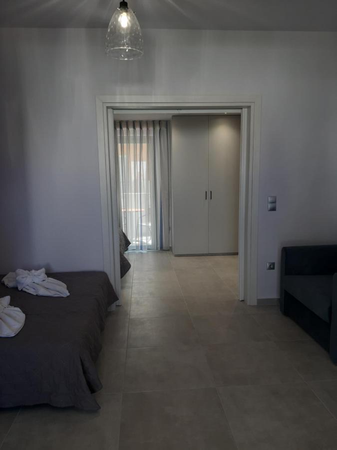 פלטאנס Gold Apartments מראה חיצוני תמונה
