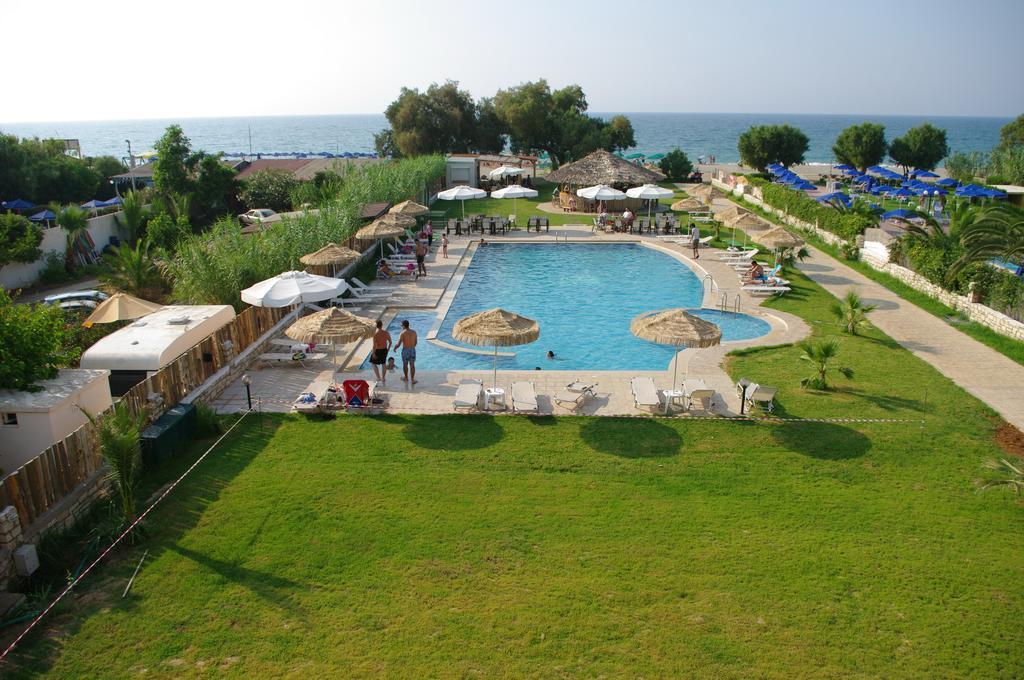פלטאנס Gold Apartments מראה חיצוני תמונה