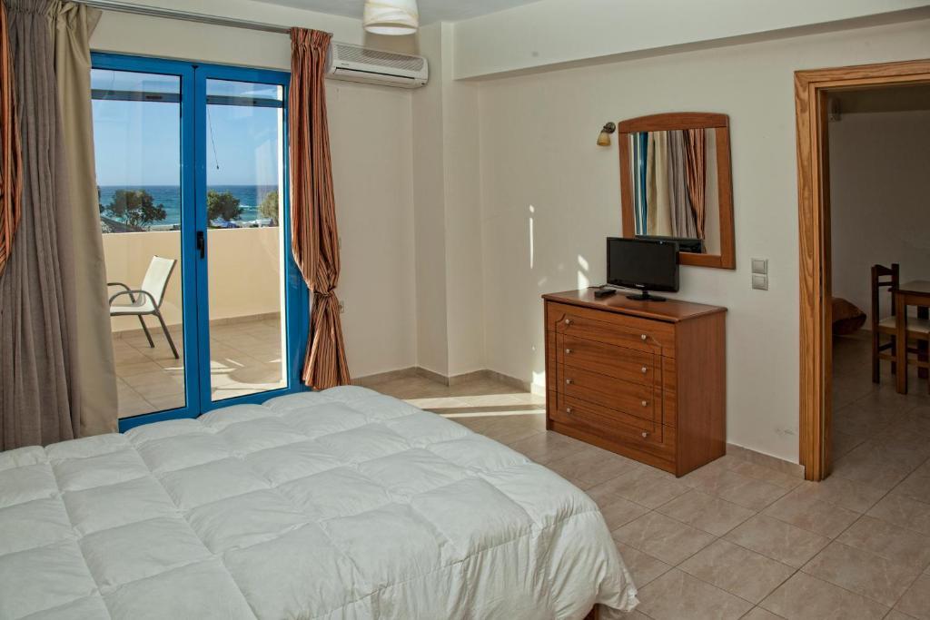 פלטאנס Gold Apartments מראה חיצוני תמונה