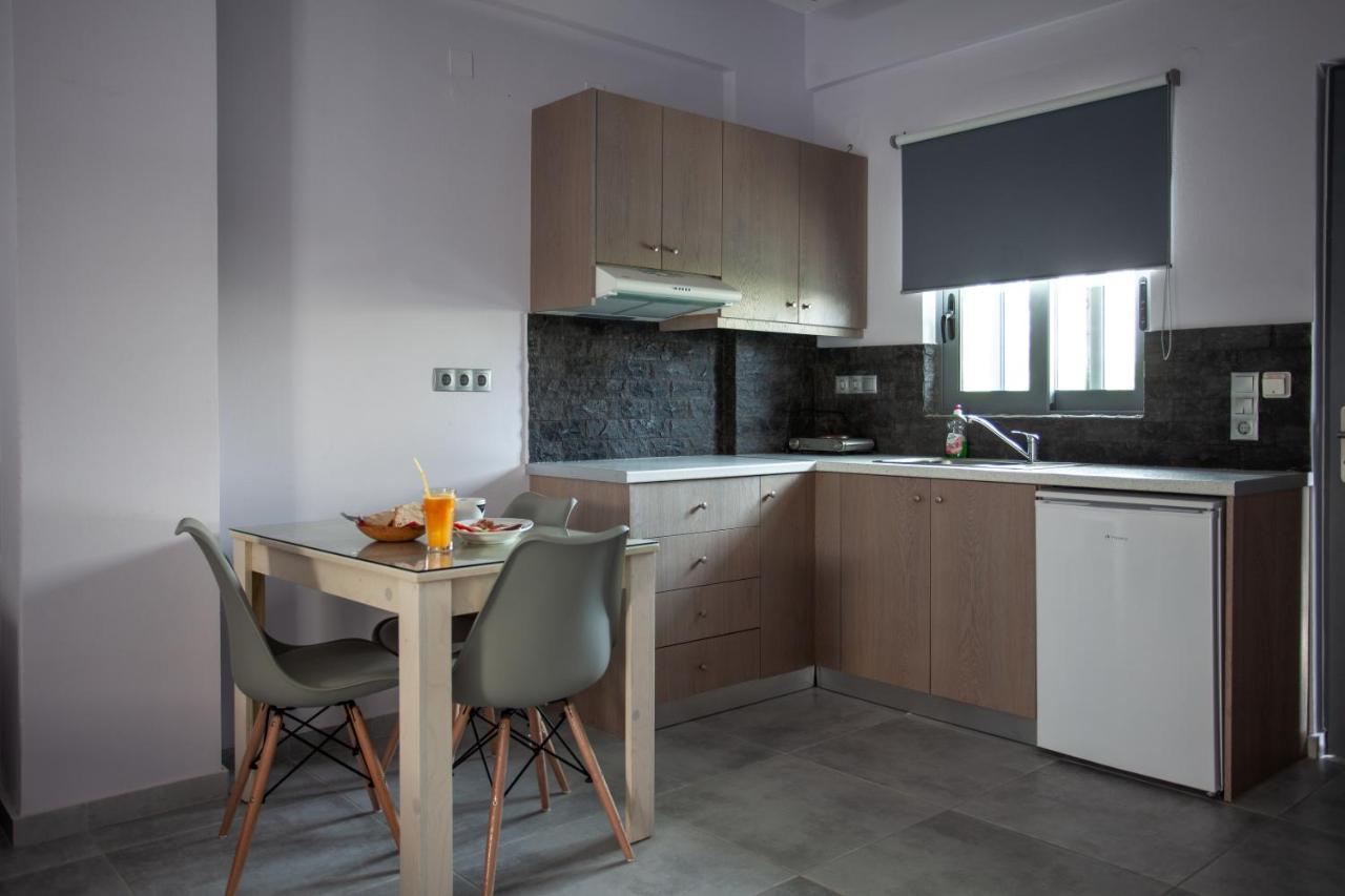 פלטאנס Gold Apartments מראה חיצוני תמונה