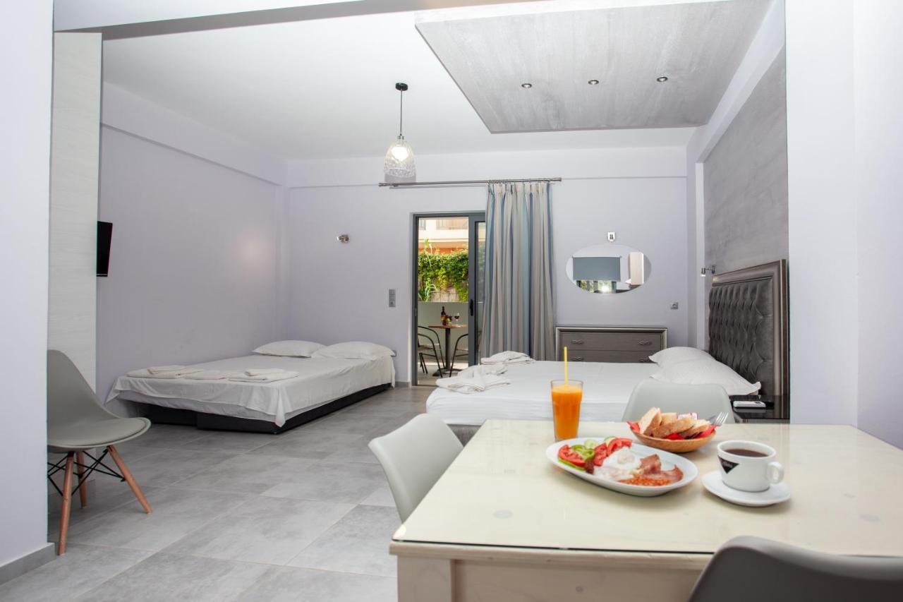 פלטאנס Gold Apartments מראה חיצוני תמונה